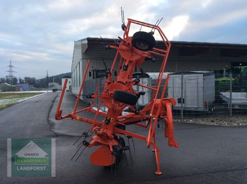 Kreiselheuer des Typs Kuhn GF 5902, Neumaschine in Kobenz bei Knittelfeld (Bild 2)