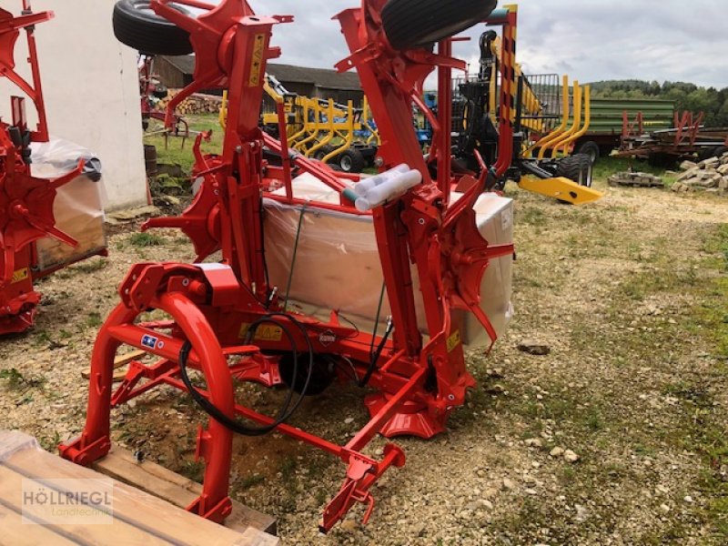 Kreiselheuer Türe ait Kuhn GF 5903, Neumaschine içinde Hohenburg