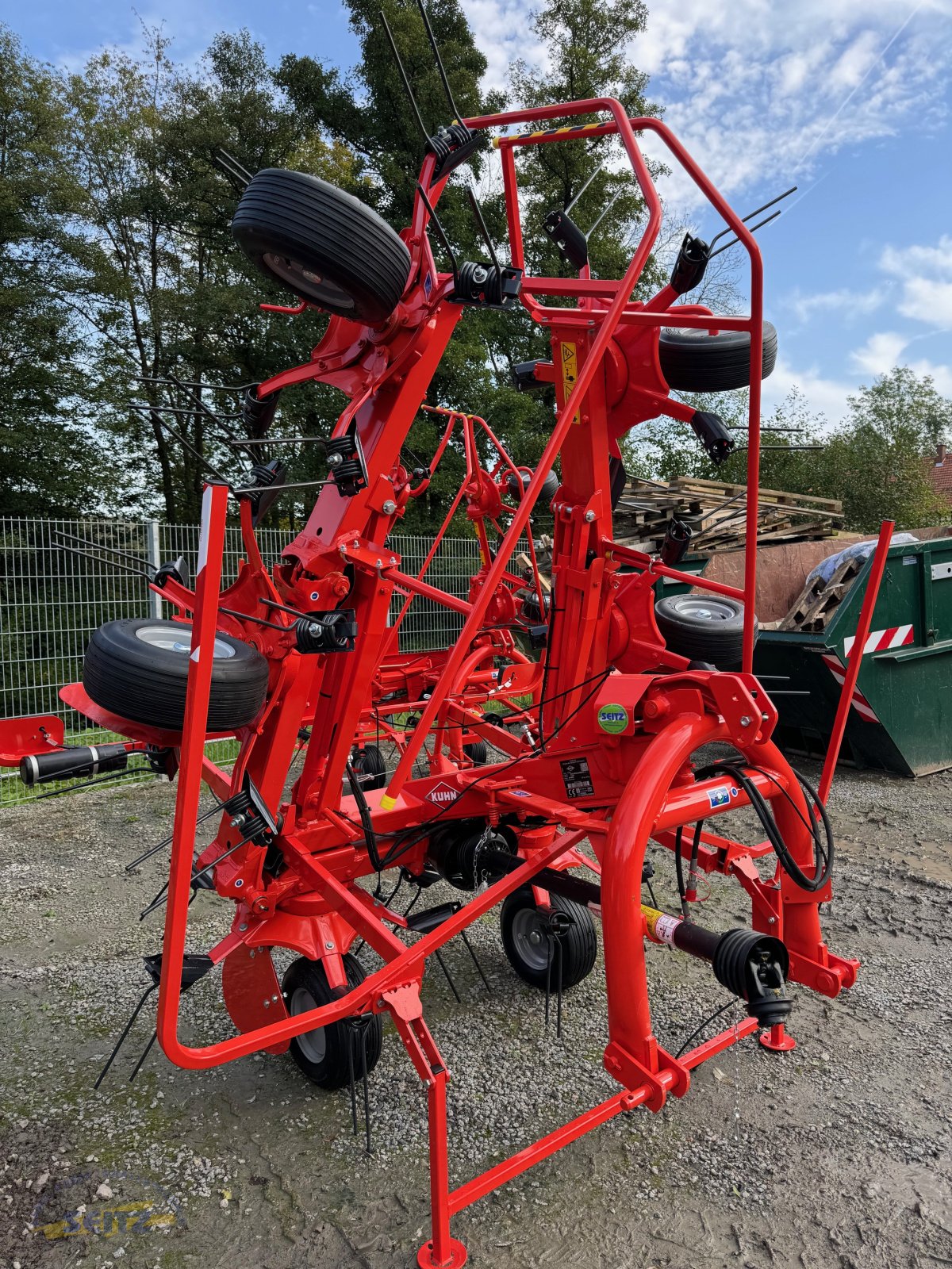 Kreiselheuer del tipo Kuhn GF 5903, Neumaschine en Lindenfels-Glattbach (Imagen 1)