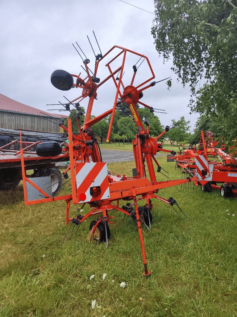 Kreiselheuer del tipo Kuhn GF 6301 MH, Gebrauchtmaschine en Eton (Imagen 3)