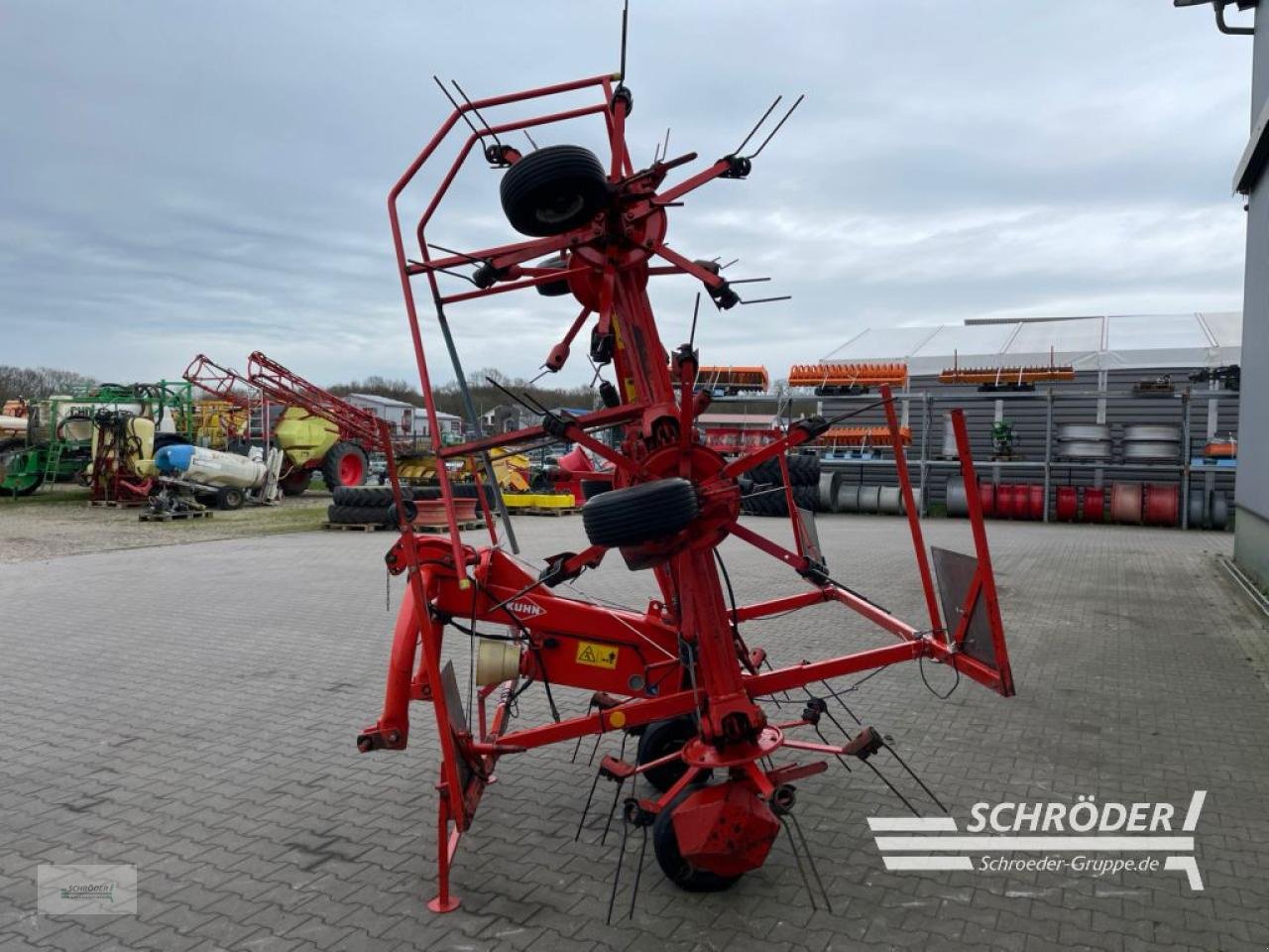 Kreiselheuer za tip Kuhn GF 6401 MH, Gebrauchtmaschine u Wildeshausen (Slika 4)