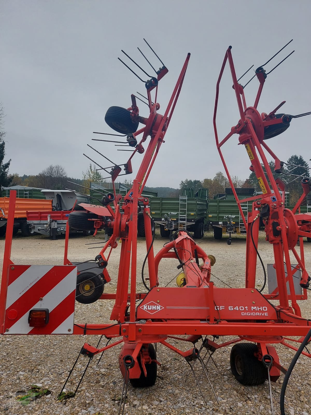 Kreiselheuer Türe ait Kuhn GF 6401 MHO, Gebrauchtmaschine içinde Pegnitz-Bronn (resim 12)