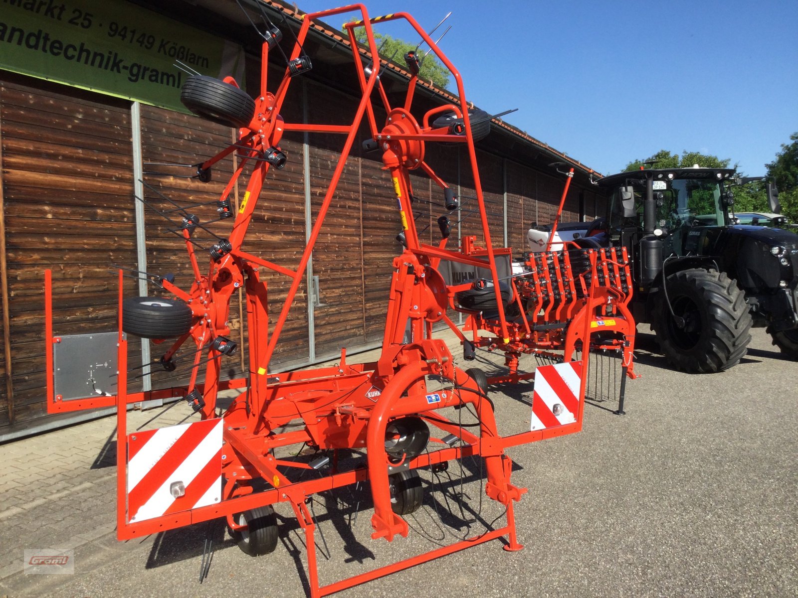 Kreiselheuer del tipo Kuhn GF 642, Neumaschine en Kößlarn (Imagen 1)