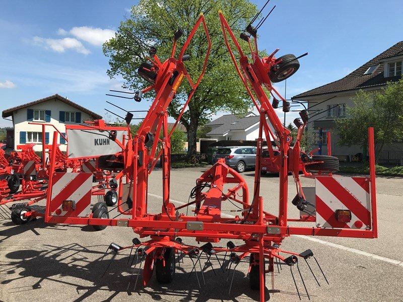 Kreiselheuer tipa Kuhn GF 6502, Neumaschine u Schwarzhäusern (Slika 1)