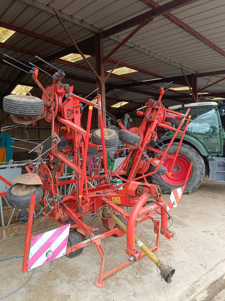 Kreiselheuer tip Kuhn Gf 7601 MH, Gebrauchtmaschine in MANDRES-SUR-VAIR (Poză 2)