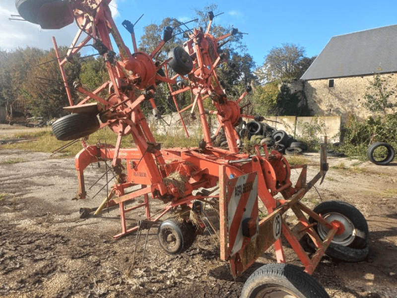 Kreiselheuer tip Kuhn GF 8501 MH, Gebrauchtmaschine in CINTHEAUX (Poză 4)