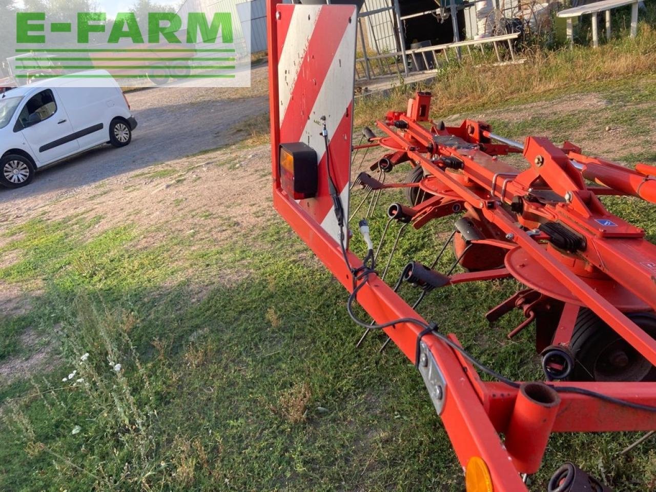 Kreiselheuer van het type Kuhn gf 8702 destockage, Gebrauchtmaschine in Ytrac (Foto 5)