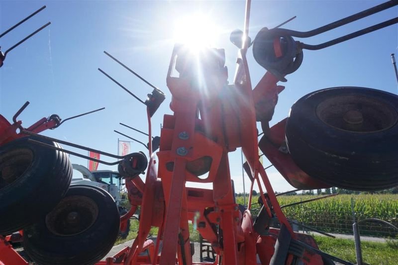 Kreiselheuer a típus Kuhn GF 8702 T, Gebrauchtmaschine ekkor: Töging a. Inn (Kép 11)