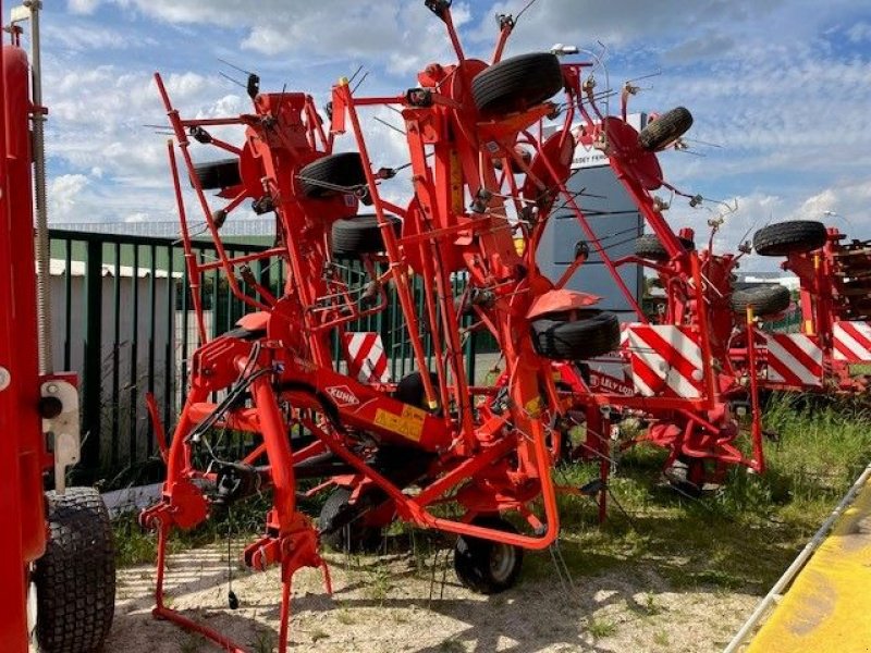 Kreiselheuer van het type Kuhn GF 8702, Gebrauchtmaschine in MARBEVILLE (Foto 2)