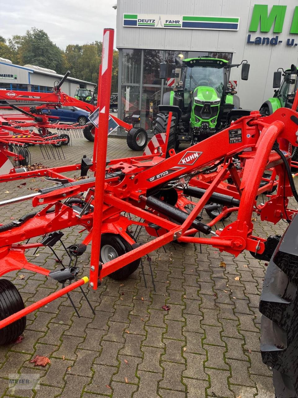 Kreiselheuer van het type Kuhn GF 8703, Neumaschine in Delbrück (Foto 3)