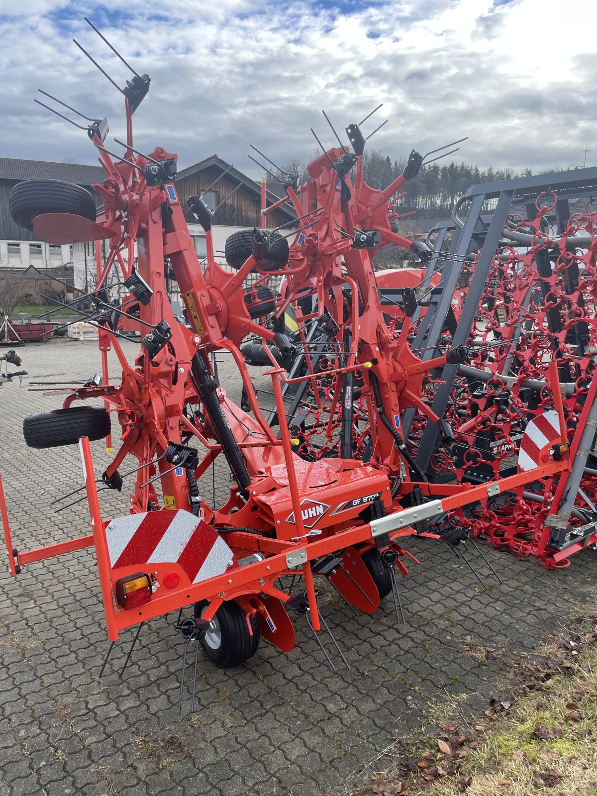 Kreiselheuer typu Kuhn GF 8703, Neumaschine v Amerang (Obrázek 2)