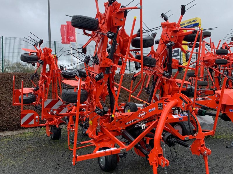 Kreiselheuer del tipo Kuhn GF 8703, Gebrauchtmaschine en CONDE SUR VIRE (Imagen 1)