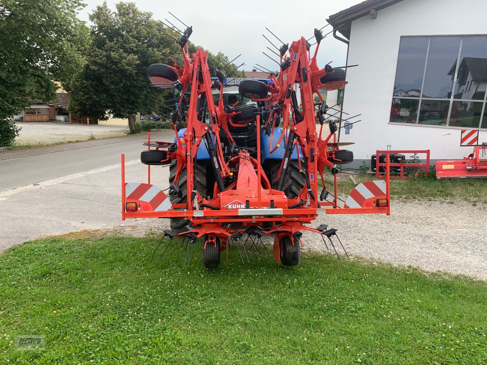 Kreiselheuer tipa Kuhn GF 8703, Neumaschine u Geratskirchen (Slika 2)