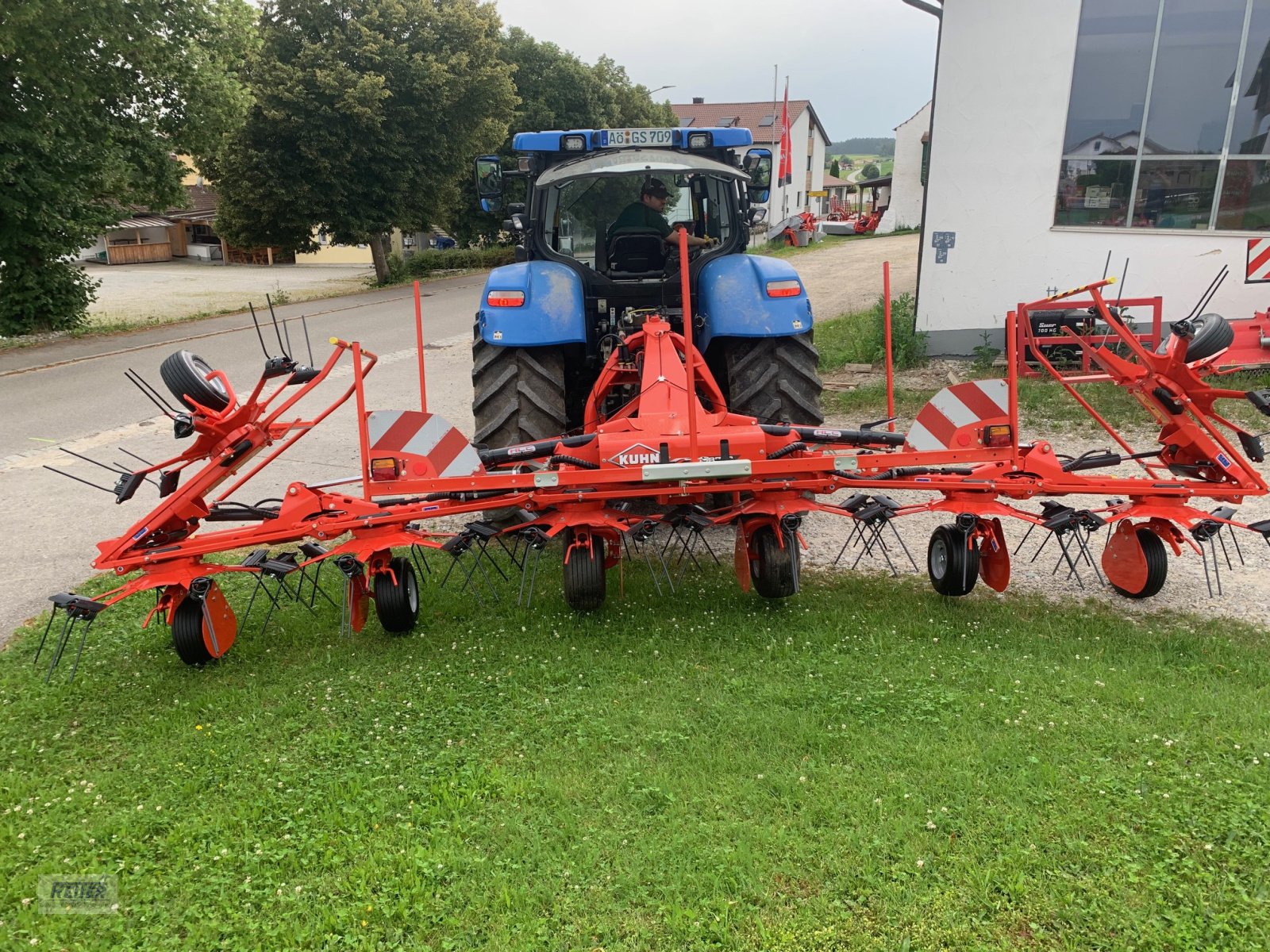 Kreiselheuer van het type Kuhn GF 8703, Neumaschine in Geratskirchen (Foto 4)