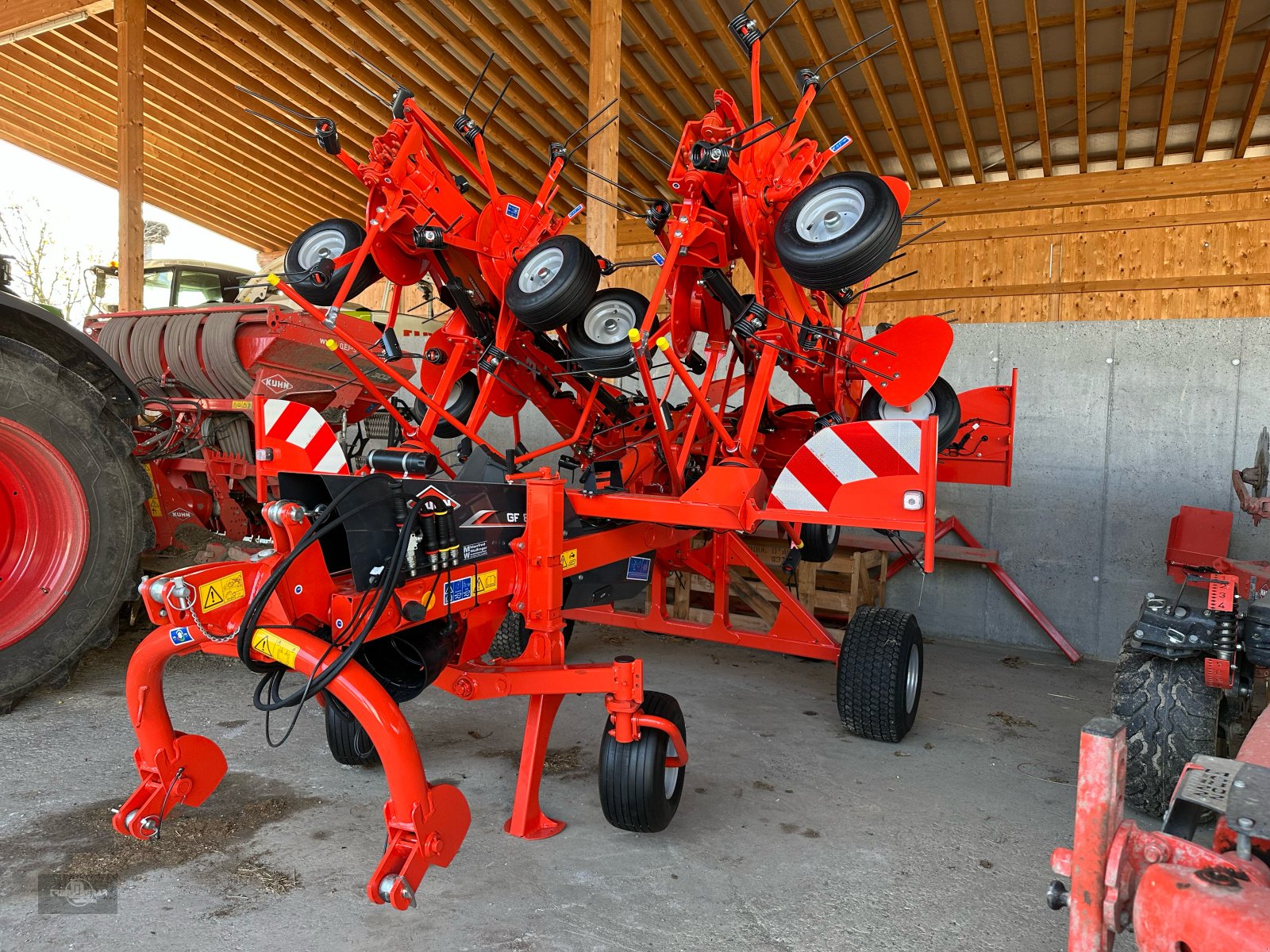 Kreiselheuer типа Kuhn GF 8712 T, Gebrauchtmaschine в Rankweil (Фотография 1)