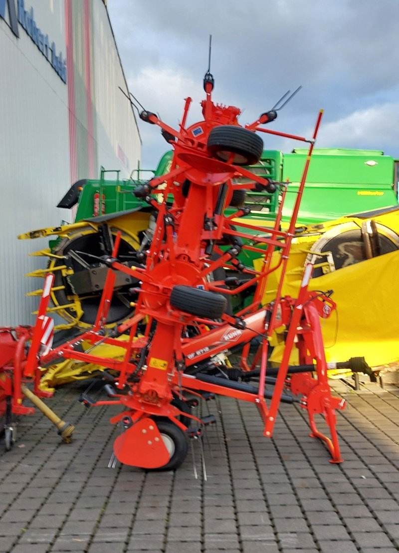 Kreiselheuer del tipo Kuhn GF 8712, Ausstellungsmaschine In Ersingen (Immagine 3)