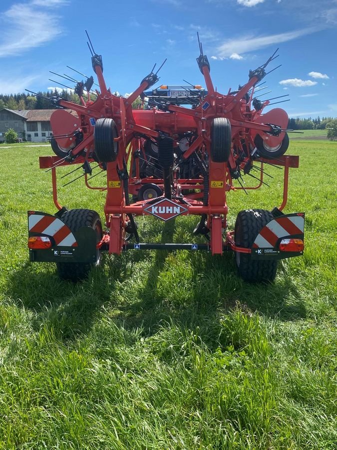 Kreiselheuer van het type Kuhn GF13003 T, Vorführmaschine in Pischelsdorf am Engelbach (Foto 9)