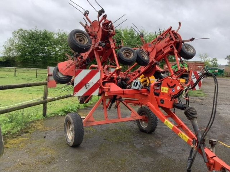 Kreiselheuer del tipo Kuhn GF7702, Gebrauchtmaschine en les hayons (Imagen 3)