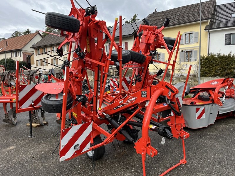 Kreiselheuer typu Kuhn GF7903, Neumaschine v Courtedoux (Obrázek 1)