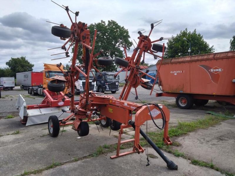 Kreiselheuer del tipo Kuhn GF8501 T DIGIFRIVE, Gebrauchtmaschine In Vehlow