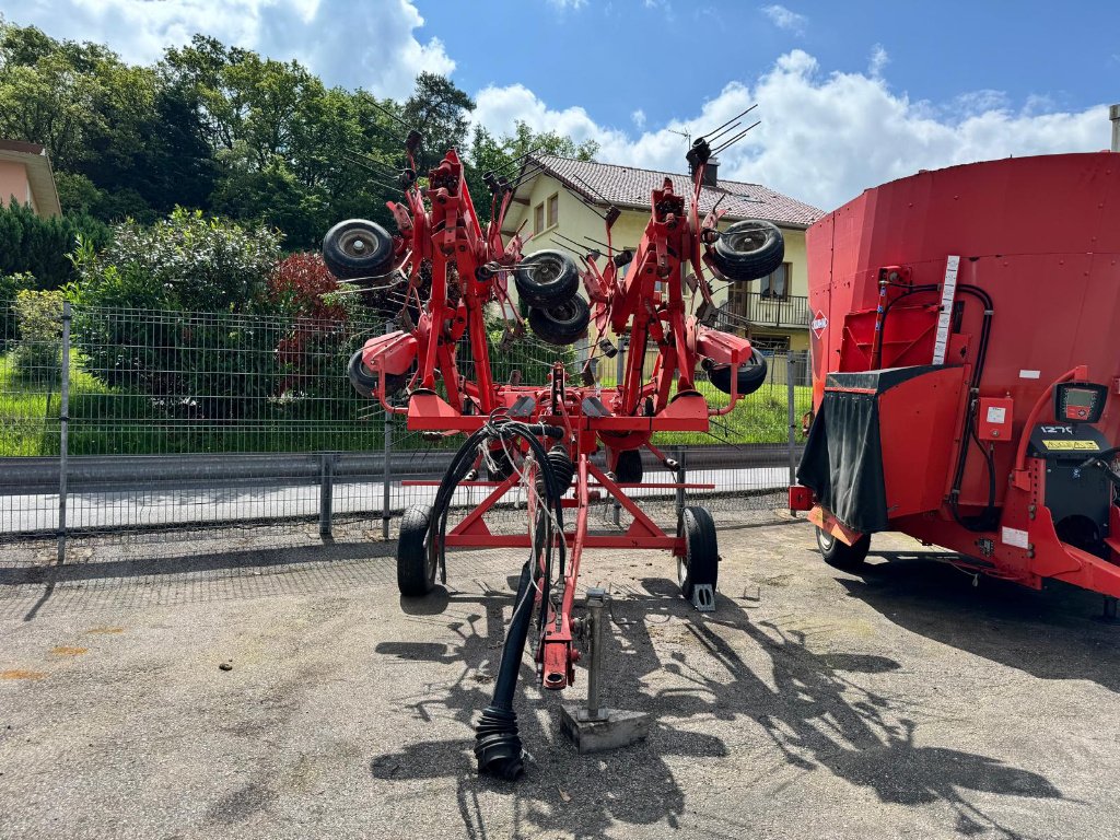 Kreiselheuer tipa Kuhn Gf8702T, Gebrauchtmaschine u Saint-Nabord (Slika 3)