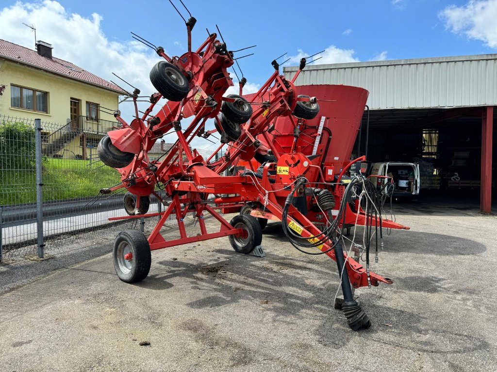 Kreiselheuer tipa Kuhn Gf8702T, Gebrauchtmaschine u Saint-Nabord (Slika 2)