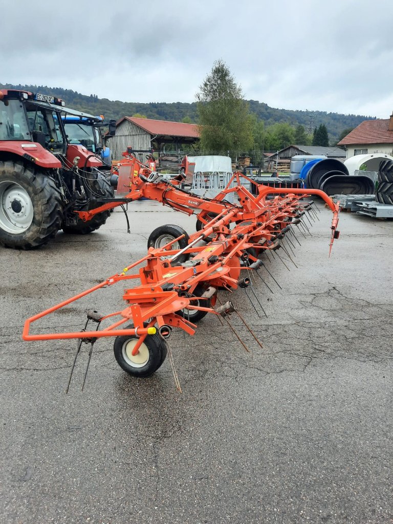 Kreiselheuer del tipo Kuhn Gf8702T, Gebrauchtmaschine en Lérouville (Imagen 3)