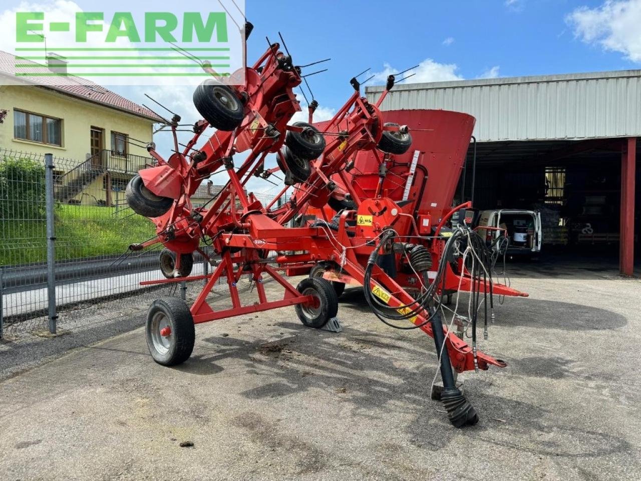 Kreiselheuer del tipo Kuhn gf8702t, Gebrauchtmaschine en CHAUVONCOURT (Imagen 2)