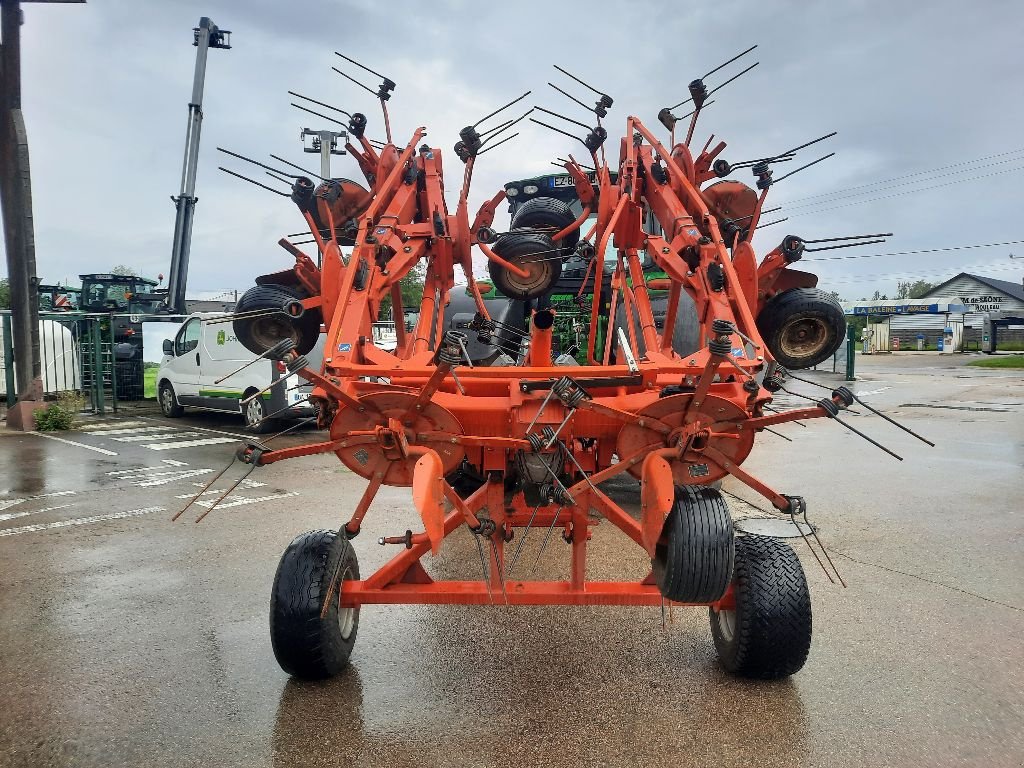 Kreiselheuer del tipo Kuhn GF8702T, Gebrauchtmaschine en CHEMAUDIN ET VAUX (Imagen 3)