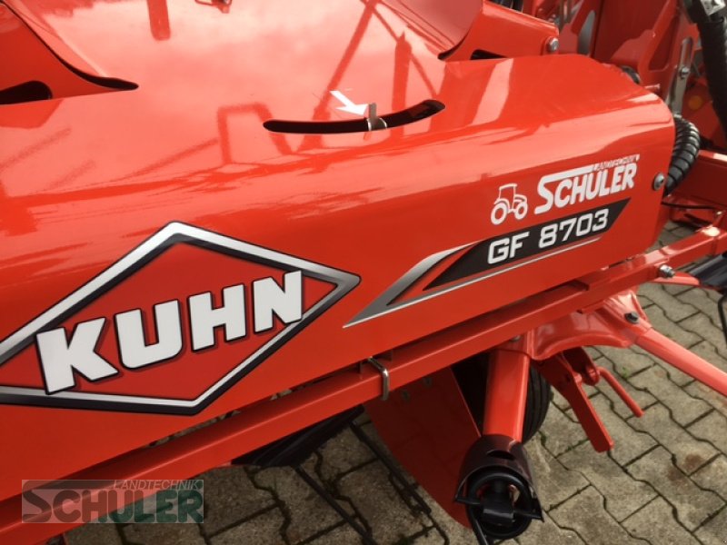 Kreiselheuer tipa Kuhn GF8703, Neumaschine u St. Märgen (Slika 1)