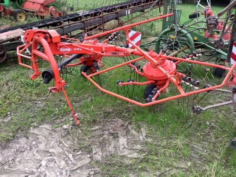 Kreiselheuer del tipo Kuhn GRS25, Gebrauchtmaschine en les hayons (Imagen 1)