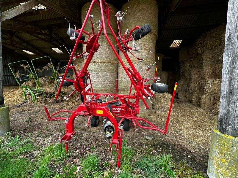 Kreiselheuer typu Lely 675, Gebrauchtmaschine w PLUMELEC (Zdjęcie 2)