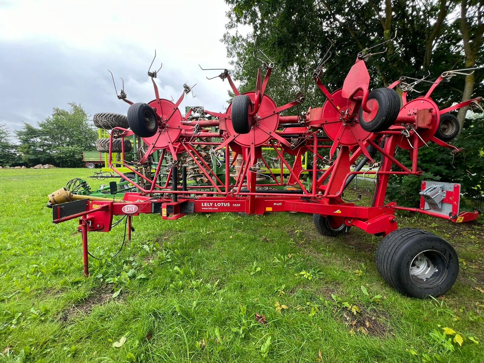 Kreiselheuer Türe ait Lely Heuwender 1020 T, Gebrauchtmaschine içinde Kruckow (resim 4)