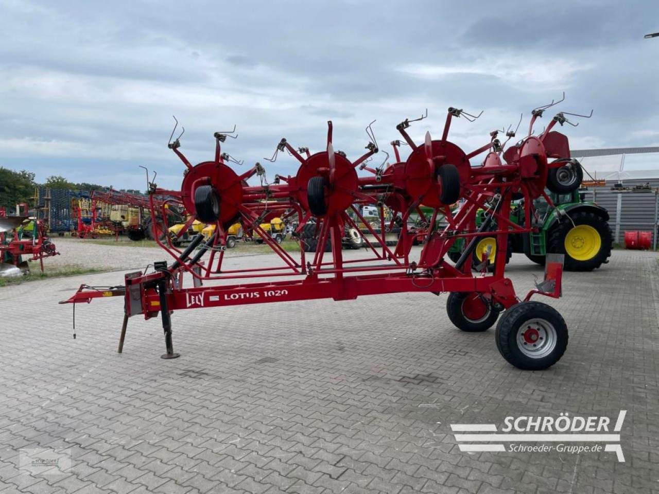 Kreiselheuer типа Lely LOTUS 1020, Gebrauchtmaschine в Wildeshausen (Фотография 4)