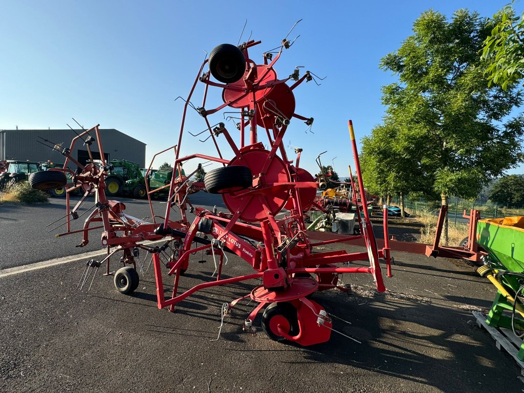 Kreiselheuer typu Lely LOTUS 770  ( DESTOCKAGE ), Gebrauchtmaschine w SAINT FLOUR (Zdjęcie 3)