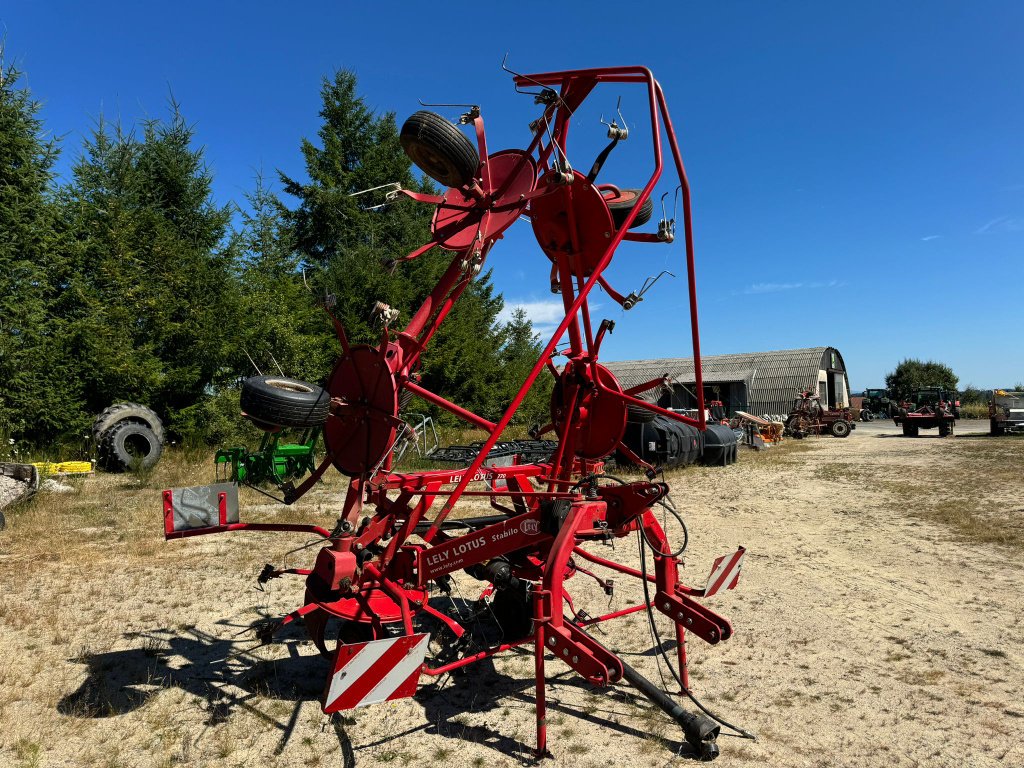 Kreiselheuer van het type Lely LOTUS 770 DESTOCKAGE, Gebrauchtmaschine in MEYMAC (Foto 3)