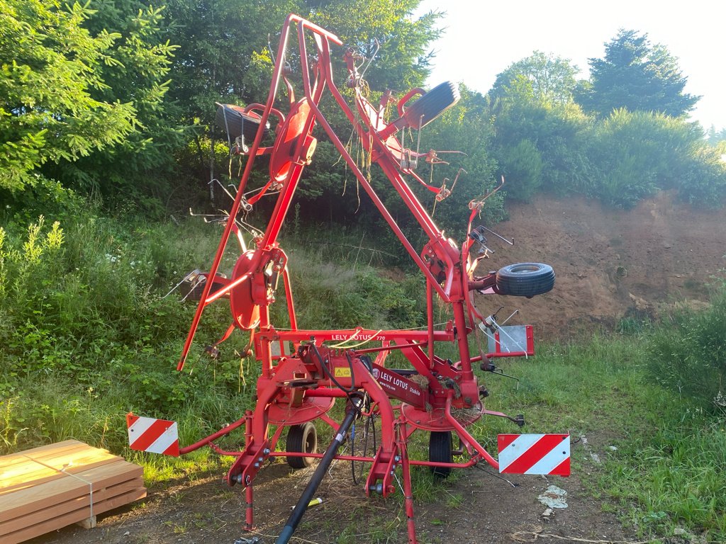 Kreiselheuer van het type Lely LOTUS 770 DESTOCKAGE, Gebrauchtmaschine in MEYMAC (Foto 9)