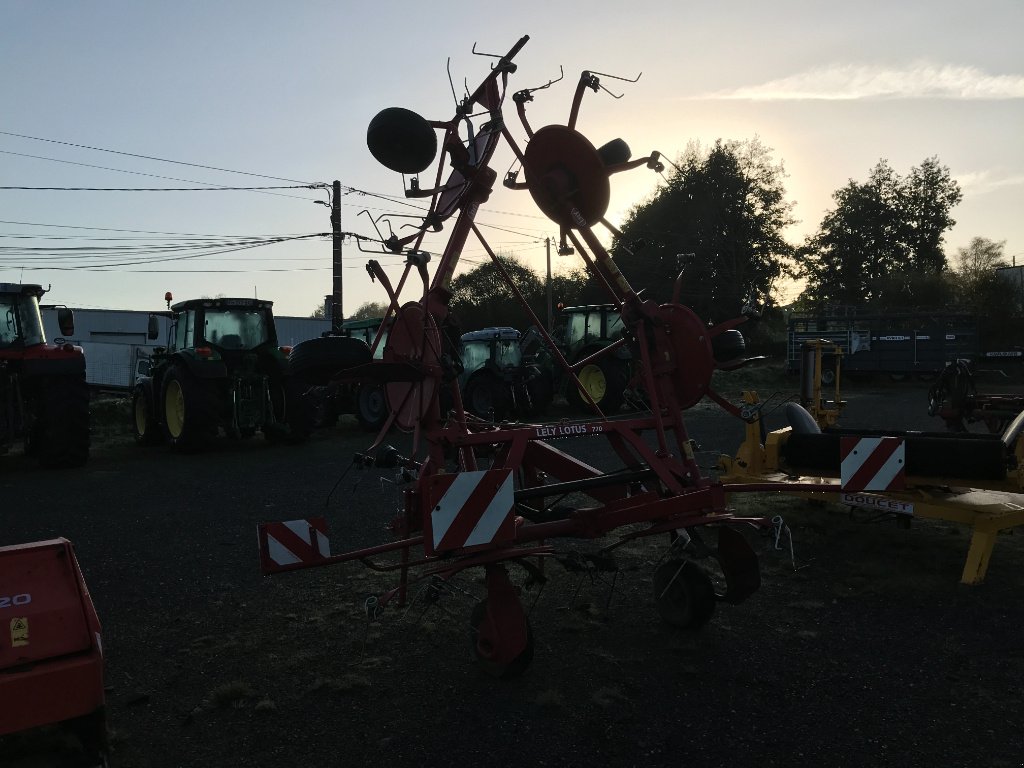 Kreiselheuer del tipo Lely LOTUS 770, Gebrauchtmaschine en UZERCHE (Imagen 4)