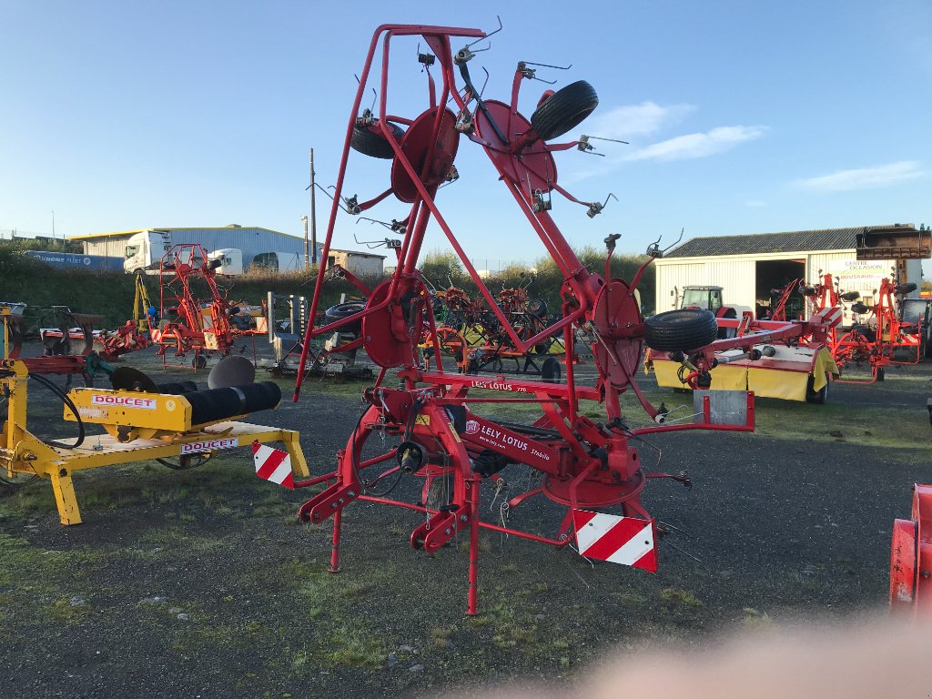 Kreiselheuer del tipo Lely LOTUS 770, Gebrauchtmaschine In UZERCHE (Immagine 2)