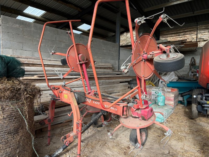 Kreiselheuer del tipo Lely LOTUS STABILO 520, Gebrauchtmaschine In VERNOUX EN VIVARAIS (Immagine 1)