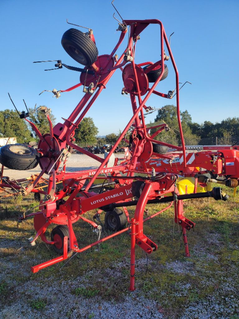 Kreiselheuer of the type Lely LOTUS STABILO 675, Gebrauchtmaschine in Montauban (Picture 2)