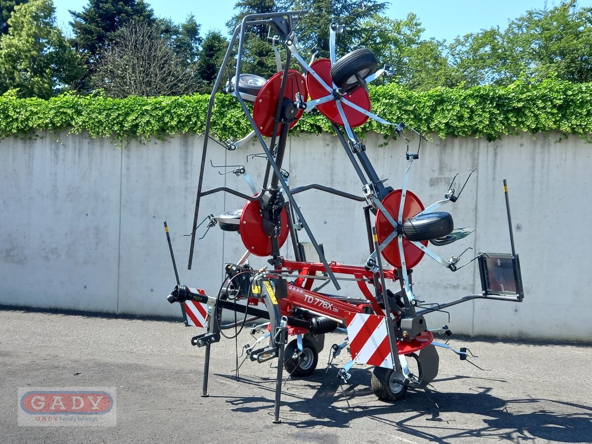 Kreiselheuer tip Massey Ferguson TD 776X DN HEUWENDER, Vorführmaschine in Lebring (Poză 1)