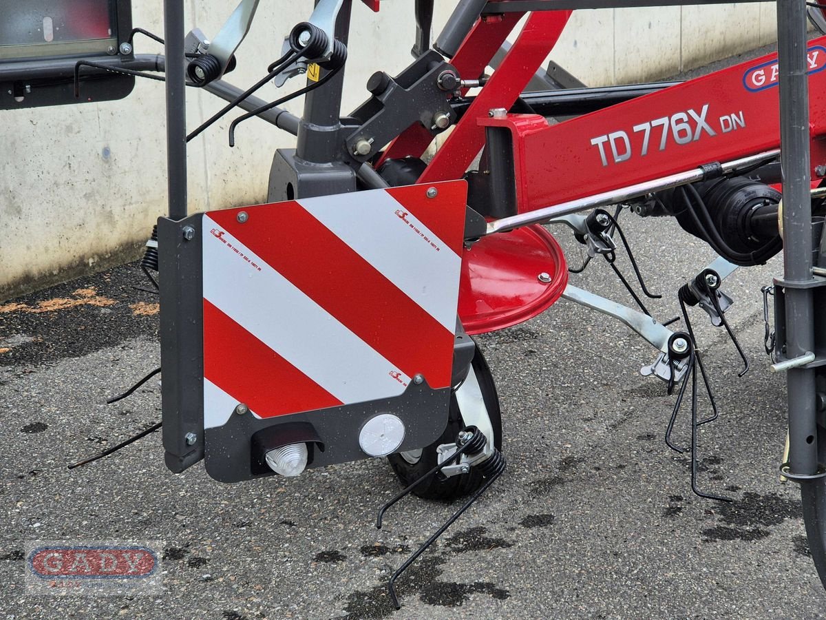 Kreiselheuer of the type Massey Ferguson TD 776X DN KREISELHEUER, Vorführmaschine in Lebring (Picture 8)