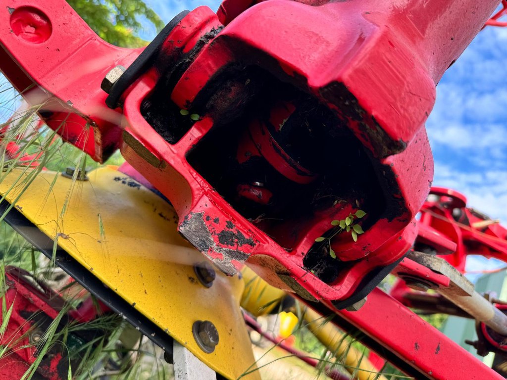 Kreiselheuer van het type Pöttinger Euro Hit 810 N, Gebrauchtmaschine in Lérouville (Foto 9)