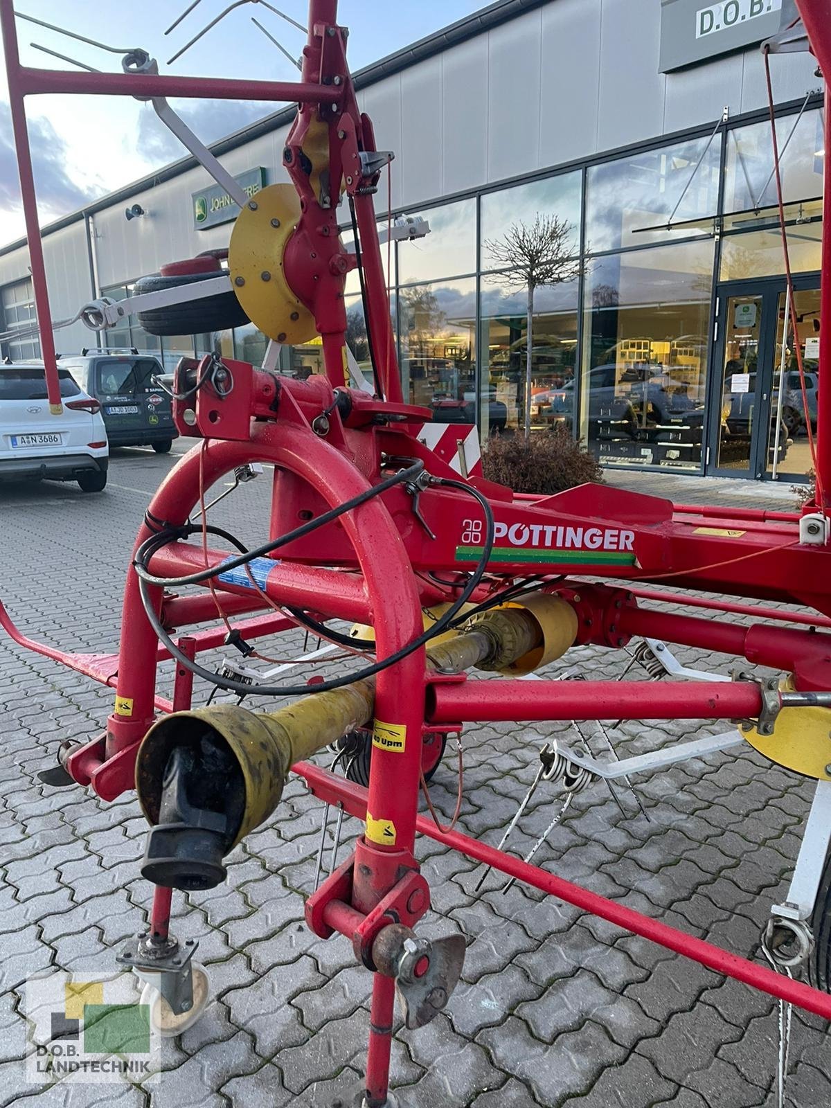 Kreiselheuer typu Pöttinger EuroHit 80 NZ, Gebrauchtmaschine v Langweid am Lech (Obrázek 4)