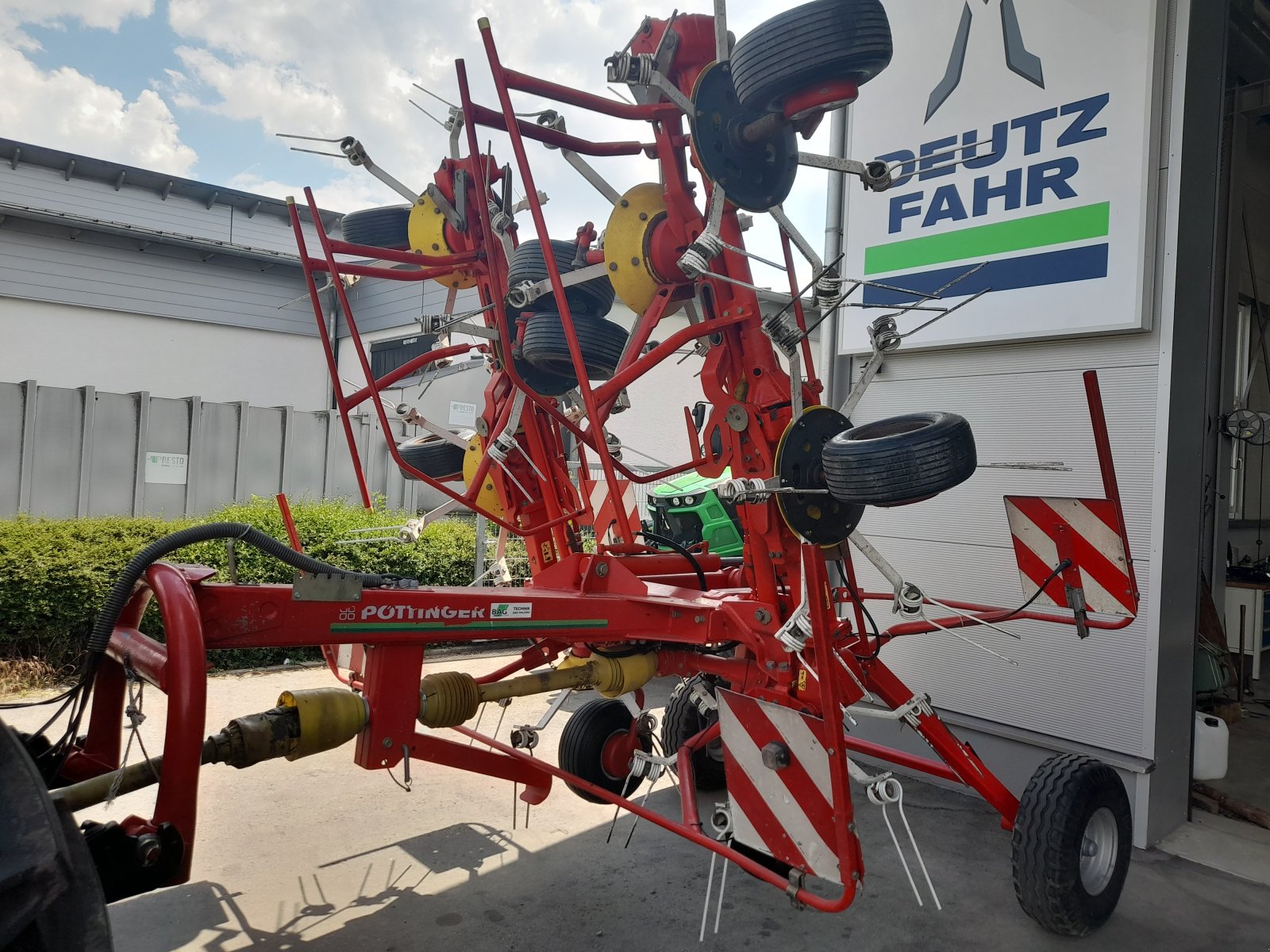 Kreiselheuer van het type Pöttinger Eurohit 91 AZ, Gebrauchtmaschine in Bad Wurzach (Foto 1)