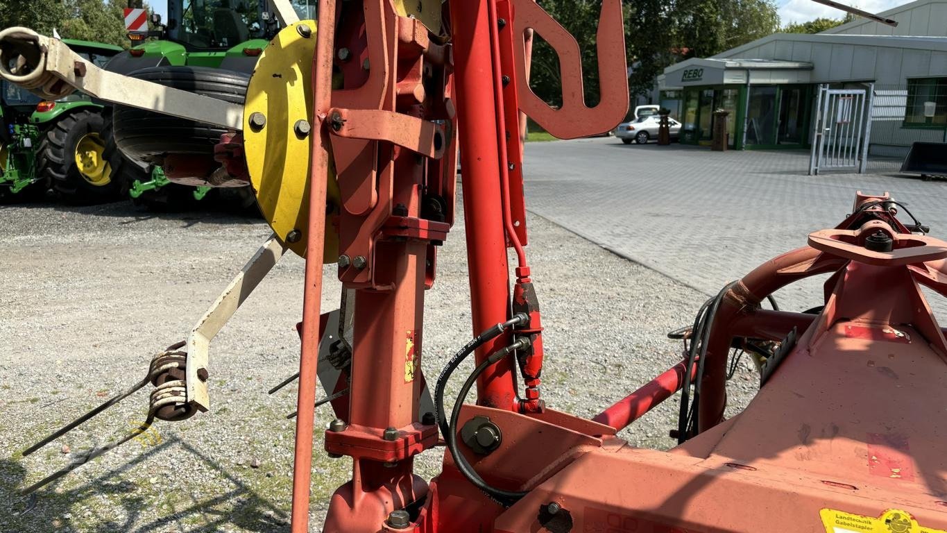 Kreiselheuer des Typs Pöttinger EUROHIT 91 NZ, Gebrauchtmaschine in Aurich (Bild 23)