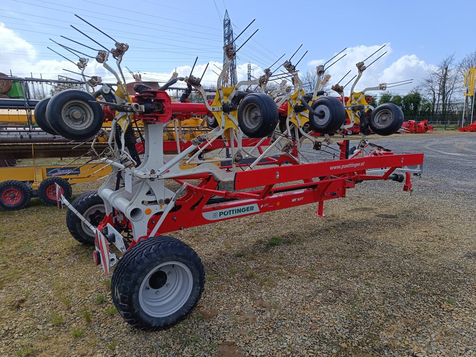 Kreiselheuer typu Pöttinger HIT 10.11T, Gebrauchtmaschine v Le Horps (Obrázek 4)