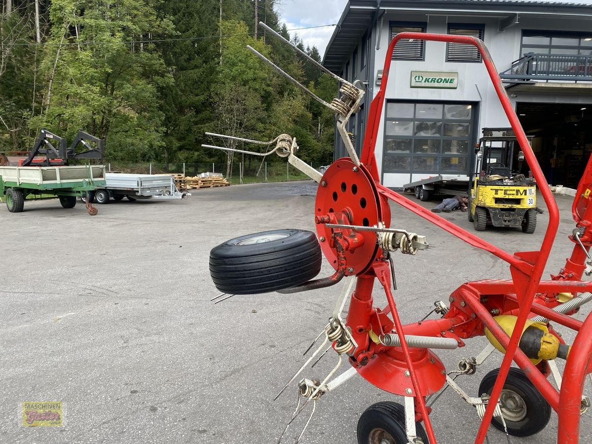 Kreiselheuer des Typs Pöttinger Hit 40 mechanisch Klappbar, Gebrauchtmaschine in Kötschach (Bild 13)