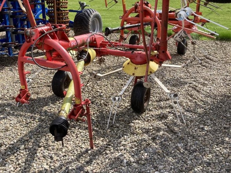 Kreiselheuer van het type Pöttinger HIT 47 Go stand, Gebrauchtmaschine in Rødekro (Foto 1)